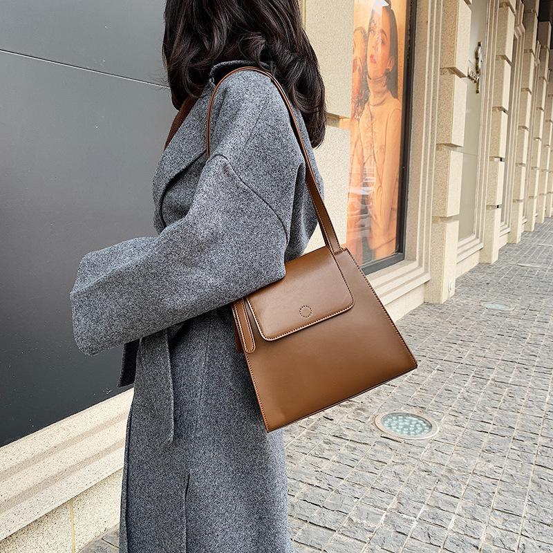 

Luxury Women's Small Bags 2021 Spring New Small Fresh Korean Messenger Bag Fashion Single Shoulder Square Bag, Black