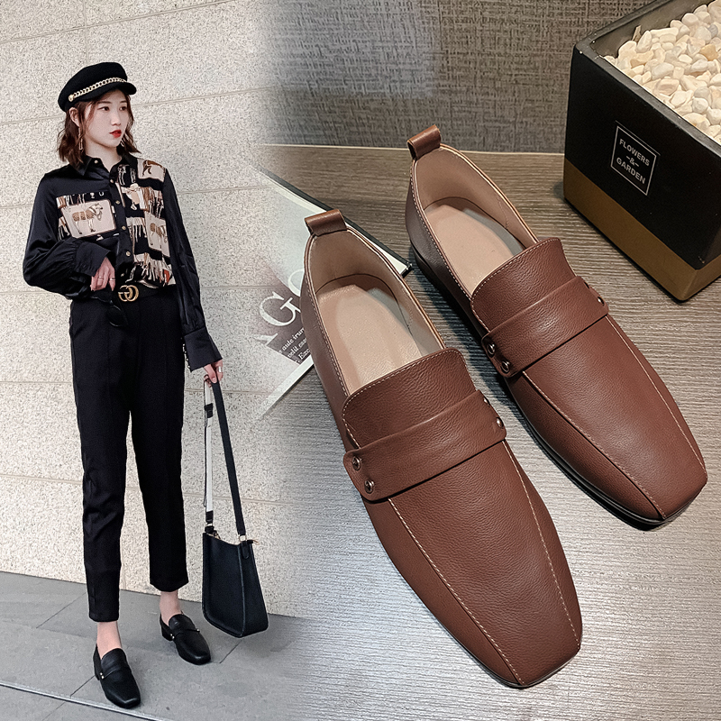 

2021 Female Hot Bombs Genuine 22-25cm Shoes Woman Head Metal Rivets 20KK, Brown.