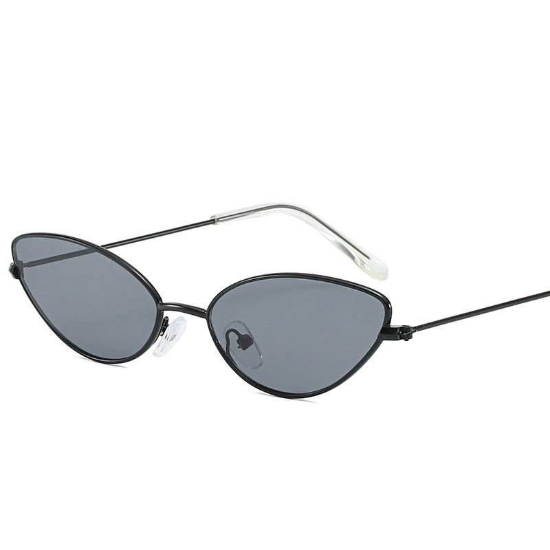 

Metal Frame Cat Eye Personality Female Fashion Sunglasses Design Master Elaborate Design Sexy Women Beach Tourism Sun Glasses