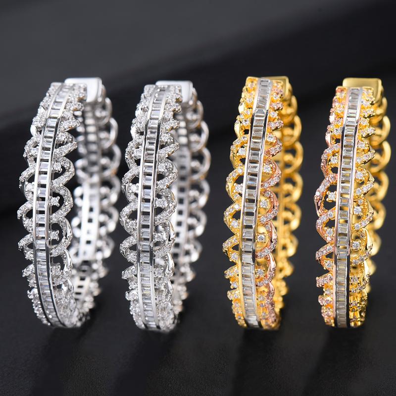 

Exquisite Hollow Hoop Earrings Attractive Noble Jewelry for Women Daily Wedding Party Jewelry Lover Birthday Gift