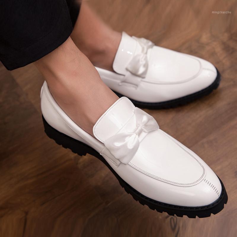 

2020 Black White Bow Tie Wedding Shoes for Men Luxury Business Casual Leather Shoes Men Formal Flat Loafers Dinner Size 441