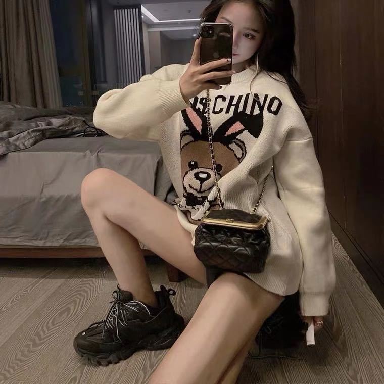 

Round-neck Women's Knitted Caps Clothes 2020 Winter Warm Long Sleeve Teddy Bear Pattern Knit Sweater, White;black
