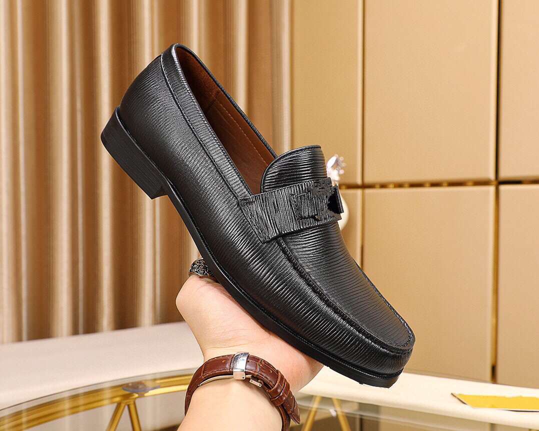 

2019 new business men Oxfords shoes set of feet Dress Shoes Designer Male Office Wedding pointed men's leather shoes, Black