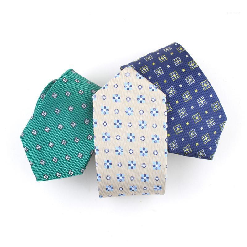 

Men 's Tie European And American-Style Diamond Plaid Flower Suit for Office Business Tie Wedding Groomsmen1