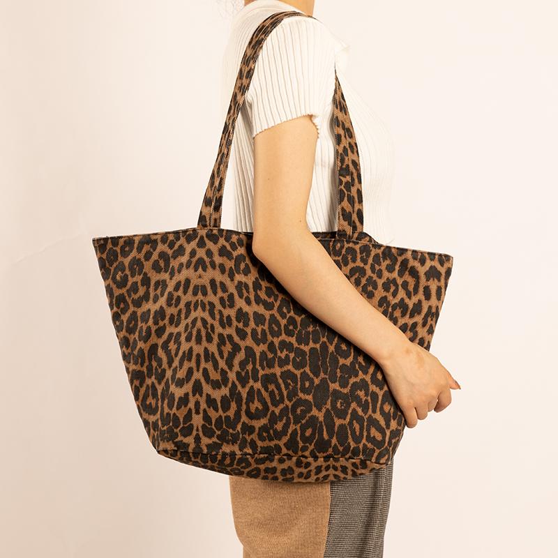

Casual tote bags for women big bag designer leisure high quality handbag large capacity Leopard Print canvas bag for shopping