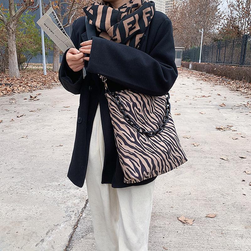 

Homemade Zebra Pattern Cloth Bag Hip-hop Personality Underarm Shoulder Messenger Bag Leopard Print Niche Cross Female, Black