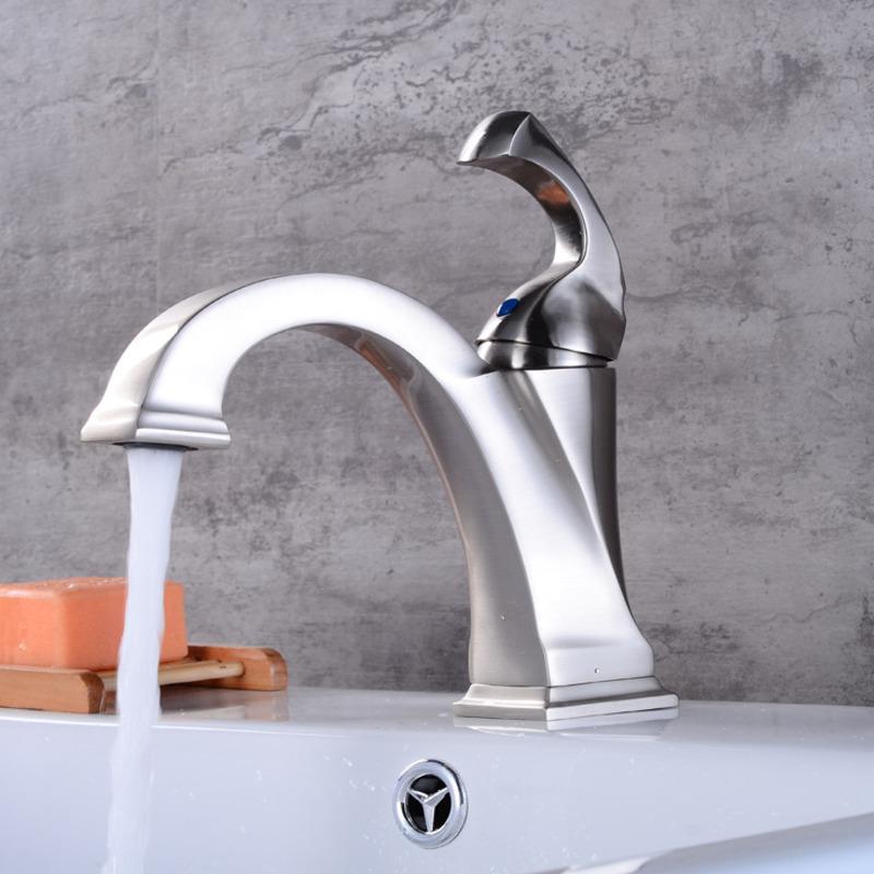 

Universal Splash Filter, Rotating Hot And Cold Faucet, Movable Basin, Kitchen Faucet, Water-saving Nozzle To Prevent Splash