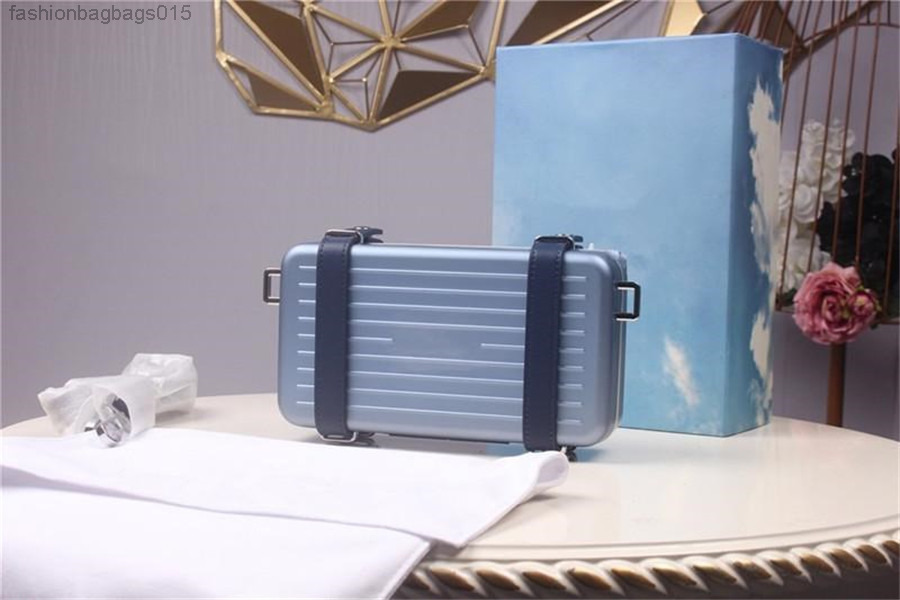 

2021 new bags 2DRCA295YWT_H31E womens handbag BLACK AND PERSONAL CLUTCH IN ALUMINUM AND GRAINED CALFSKIN with box A-001, Blue