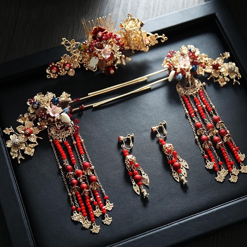Nouvelles perles rouges chinoises longues épingles à cheveux peigne boucles d'oreilles diadème de mariée rouge Simple Atmosphere Show Step coront