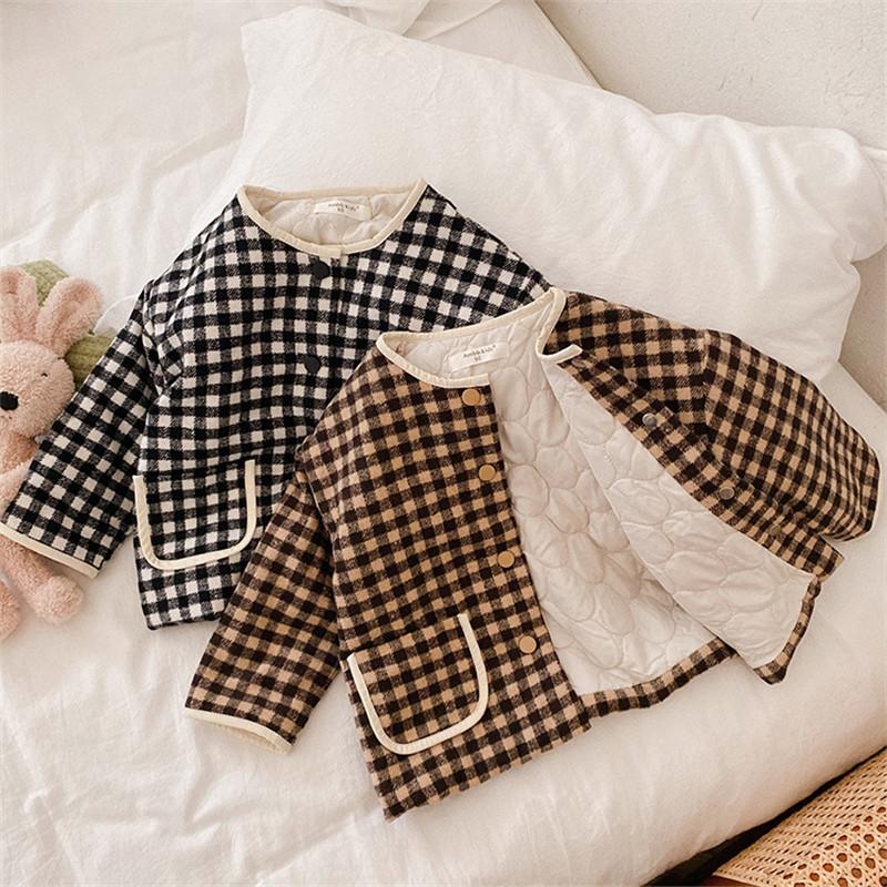 

Winter 2020 Baby Girls Plaid Quilted Warm Cotton Jackets Fashion Children Thicken Windbreak Short Coats Kids 1-7Y, Coffee