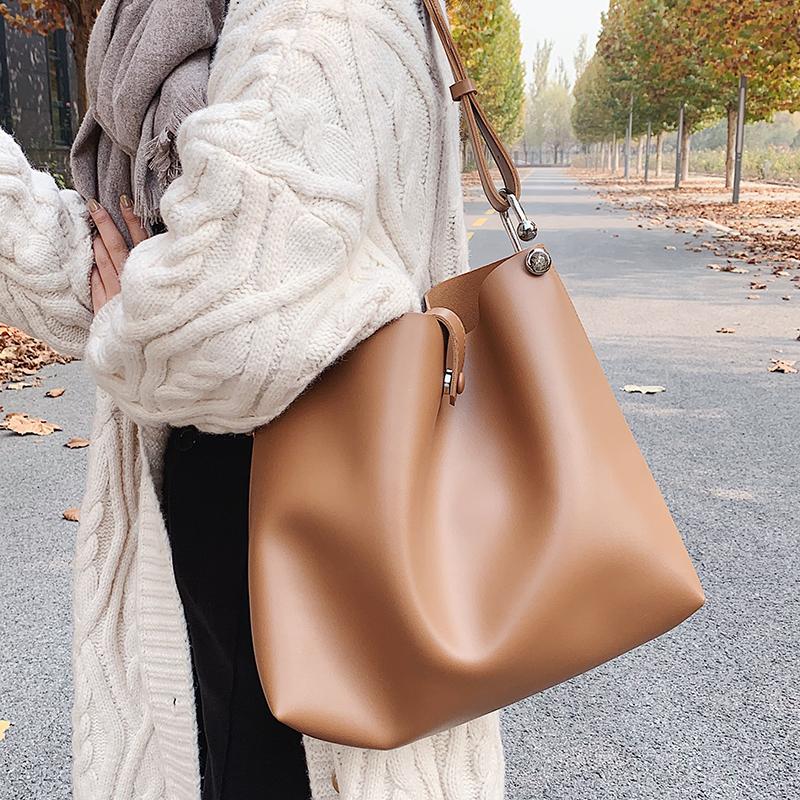 

New Crossbody Bags For Women 2021 Quality leather Women's Totes Hangbag Casual Simply Buckets Composite Purse sac de luxe femme, Black