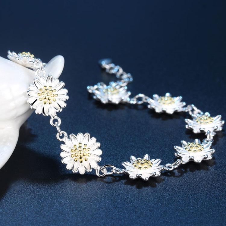 

Charm Bracelets 1PCS Arrivals Daisy Flower Small Yellow Fashion Bracelet For Women