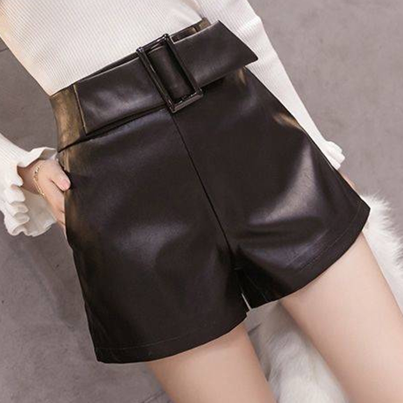 

High Waist Loose PU Leather Shorts Women Solid Belt Width-leg Shorts Autumn Winter Female Fashion Simple Wild Shorts Streetwears Y200512, Black