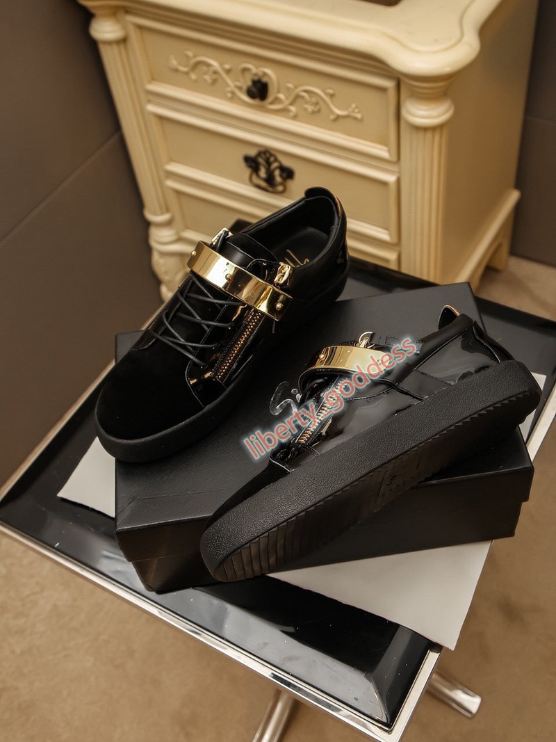 

Mens Design Sneakers low cut Spikes Flats shoes For Men Women Leather Sneakers Party Designer shoes 38-44