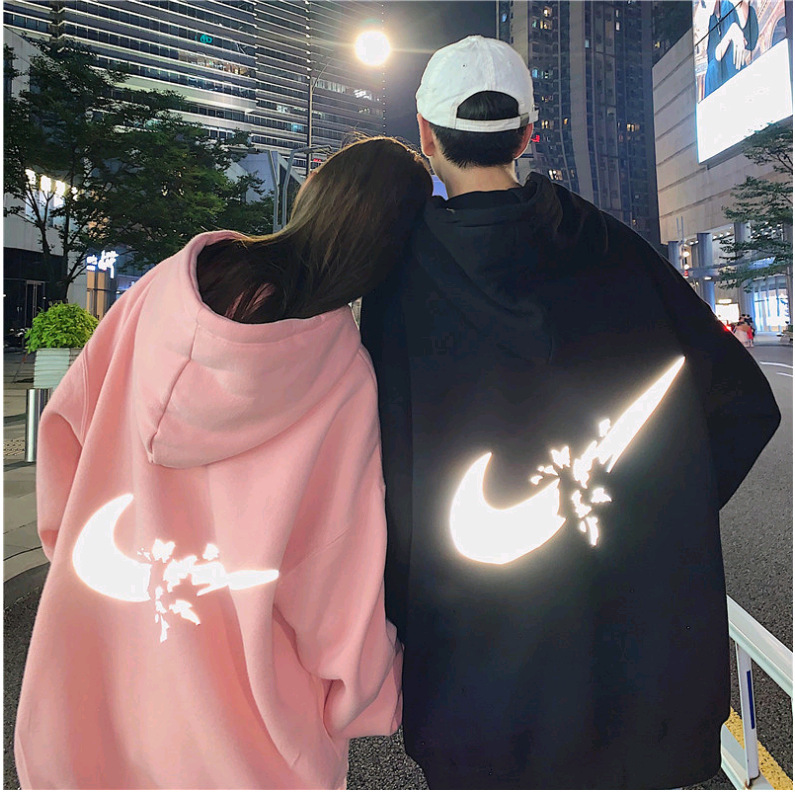 

Design of women's sweater with plush and thickened 2020 new winter super fire reflective blast Street BF Harajuku style couple's top VOKW, Pqys828 pink