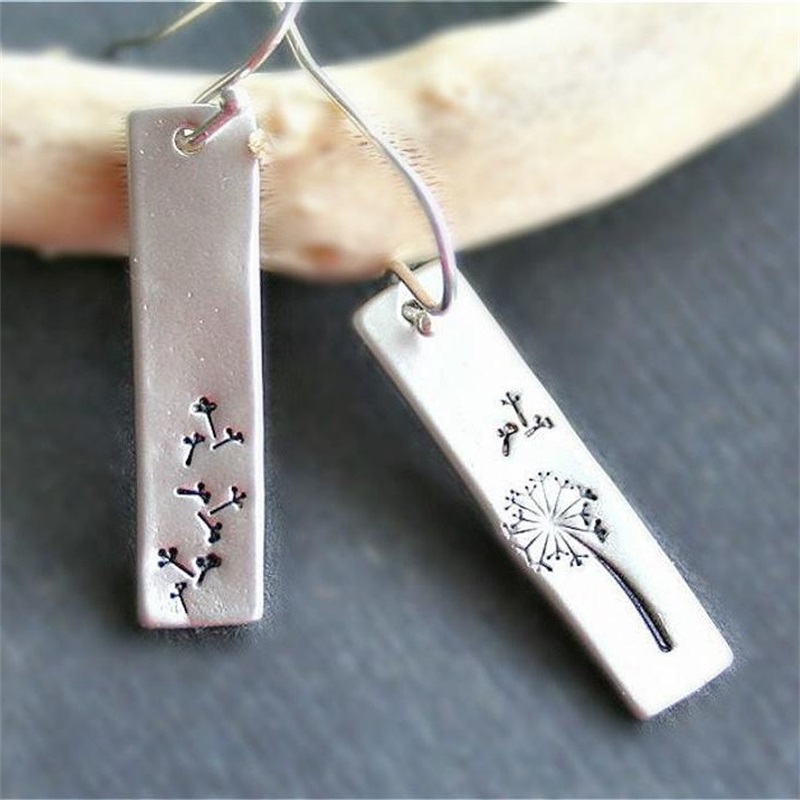 

Alloy Party Earrings Silver Plated Dandelion Eardrop Retro Long Strip Dangle Earring Women Fashion Charms Jewelry Accessories 3mqa G2