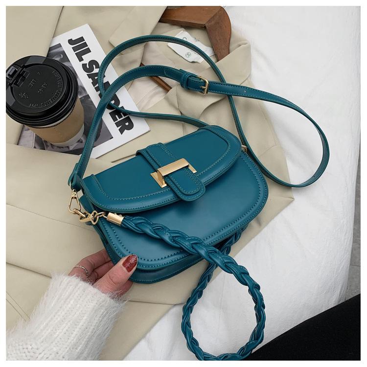 

Flip 2021 High-quality Pu Leather Women's Designer Handbag Vintage Shoulder Messenger Bag With Braided Shoulder Strap, Black