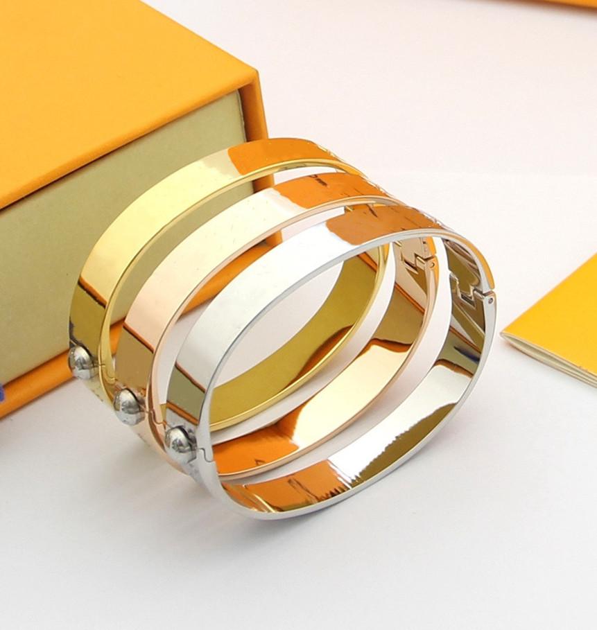 

Hot Selling Gold Bracelets High Quality Bracelet Titanium Steel Bracelets Personality Simple for Couples Bracelets Fashion Supply, Black