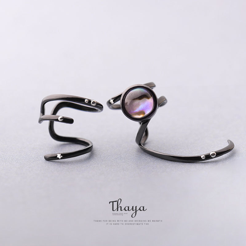 

Thaya Stars Milky Trail Crystal Gemstone Cartilage Clip Earrings Silver Punk Non-Piercing Wrap Cuff Earrings for Women LJ201013