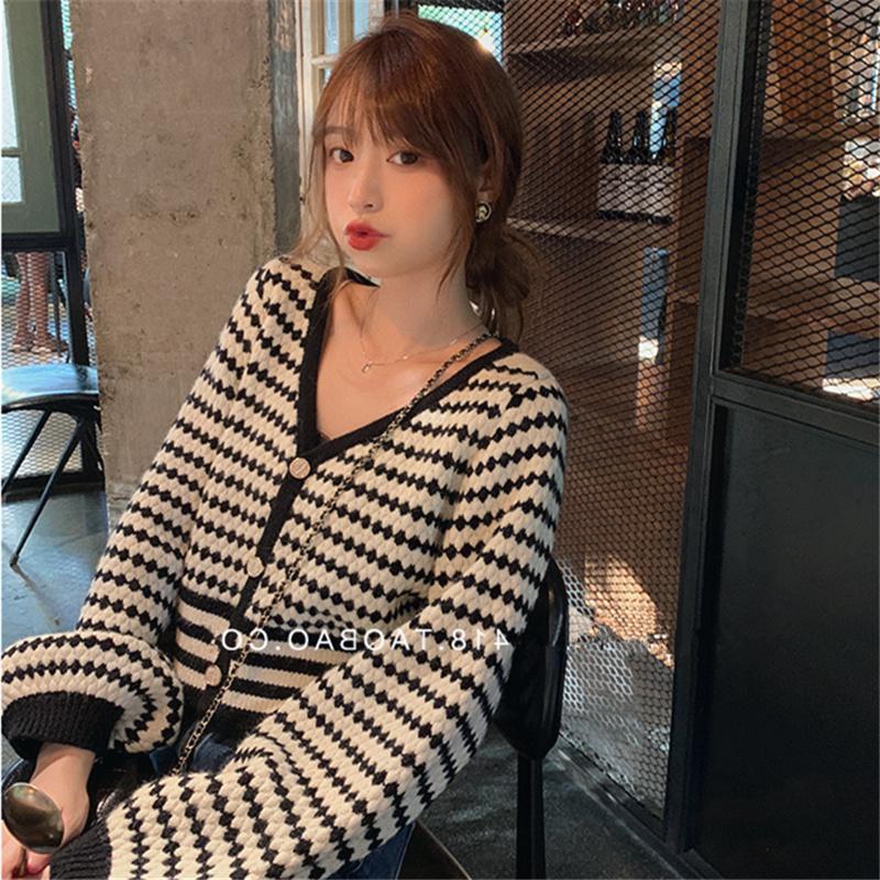 

Gentle style autumn and winter wear striped soft milk sweater women's short coat student retro loose v-neck knitted cardigan, Photo color