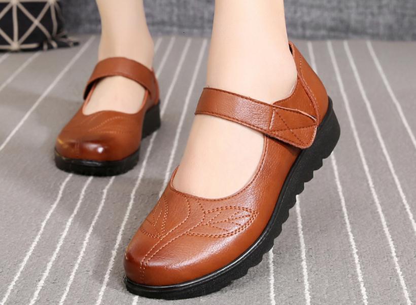 

2021 Women's in Spring Autumn New Style Flat Bottom Round Head Anti-skid and Portable Shoes @op358 FNN5, Black