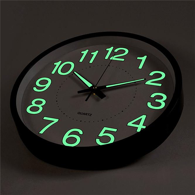 

Home decorations Modern Wall Clock DIY 3D Silent Clock Glow Luminous Hanging Brief Quiet DIY Quartz Wall Modern