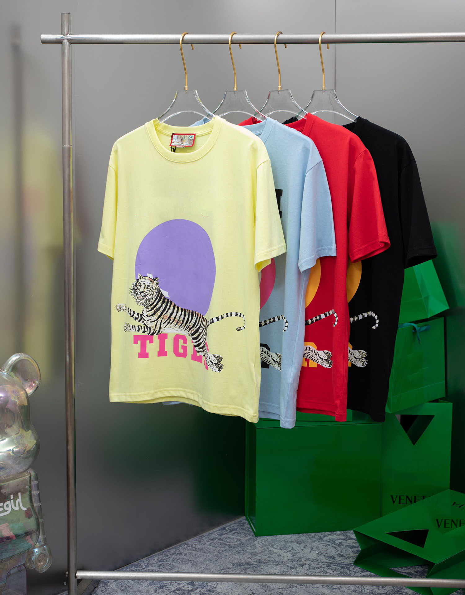 

2022ss Sweatshirt sand summer new high grade cotton printing short sleeve round neck panel T-Shirt Oversize Color: black white 3dss