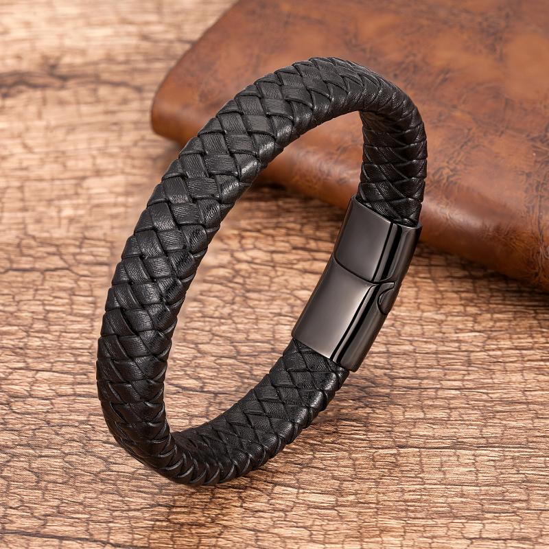 

2021 Charm Men Jewelry Classic Black Braided Leather Bracelet for Men Stainless Steel Magnetic Clasp Punk Homme Bangles Gifts