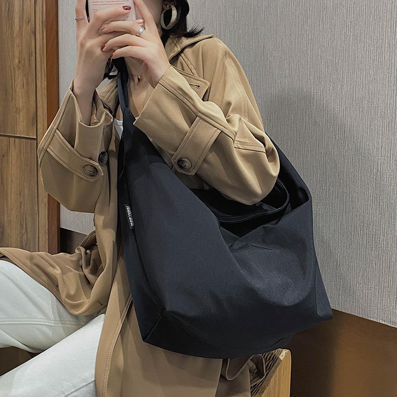 

2021 New Canvas Totes Bags Women Casual Wild Ladies Crossbody Large Capacity Shoulder Bag Simple Shopping Purses bolsos grandes, Black