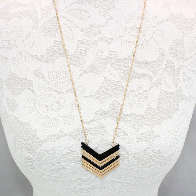 

V Shape Metal Arrowhead Charms Pendant Necklace Long Gold Chain Collar Necklaces Geometric Accessories Jewelry