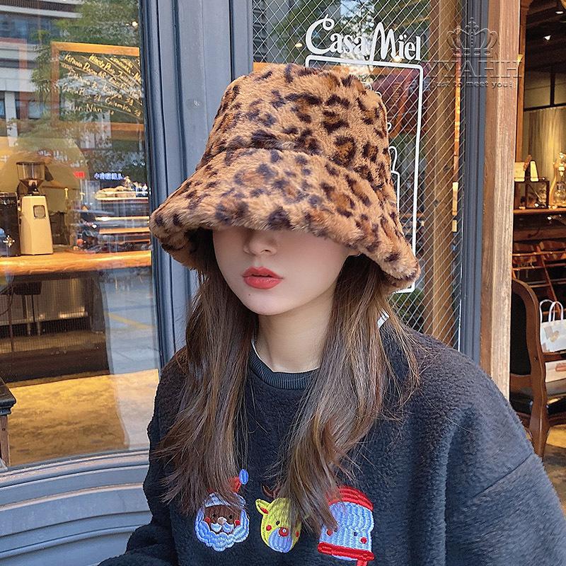 

Classic Leopard Print Hat Woman, Autumn and Winter Day Department Sweet Plush Fisherman Hat, Basin Hat Tide, Grey