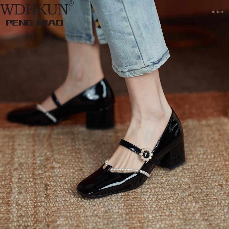 

2021 Fashion Trend Buckle Design Autumn Thick Heel Single Shoes Retro Style Mid-heel All-match Women's Shoes1, Black