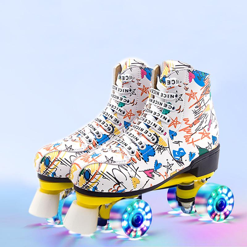 

Men Microfiber Leather Roller Skates Skating Shoes Sliding Inline Quad Skates Black White Printed Sneakers Training PU 4 Wheels, Black flash wheel