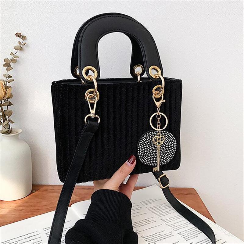 

Factory wholesale 2021 new texture suede shoulder bag fashion messenger bag lady handbag, Photo color
