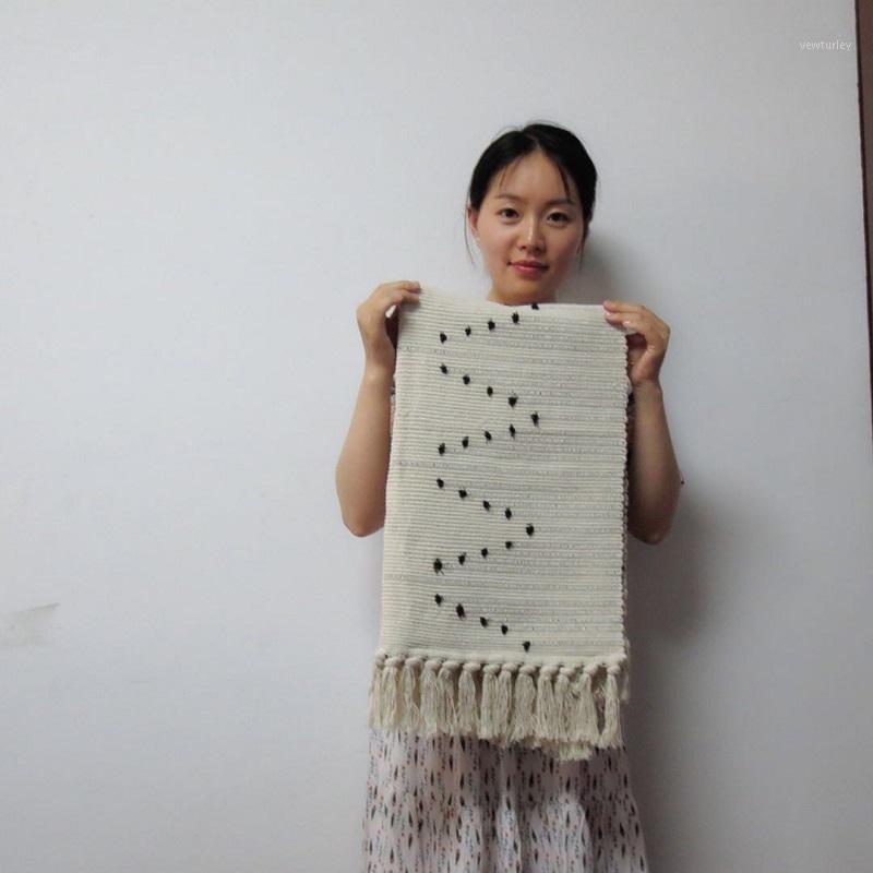 

Nordic Pastoral Style Hand Woven Cotton Yarn Tassels Carpet Japanese White Small Area Rug Retro Boho Living Room Antiskid Mat1, A1