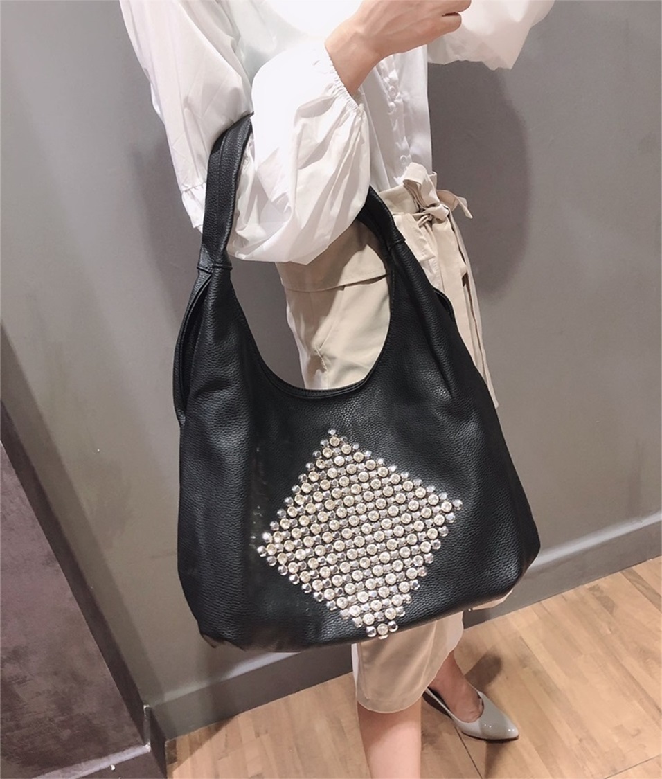 

2020 new fashionable woman black red strass shoulder ladies portable weekend travel proof dbig water large bag, Silver