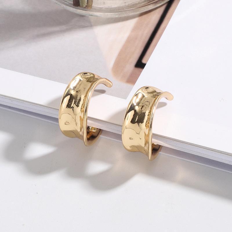 

UJBOX New Fashion Twisted Zinc Alloy Earrings Women Wedding Party Minimalist Hoop Earrings Clothing Accessories1