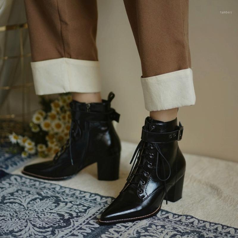 

Winter Women Platform Vintage Leather Boots Solid Color Low-Out Pointed Toe Low Heel Biker Boots1, Black