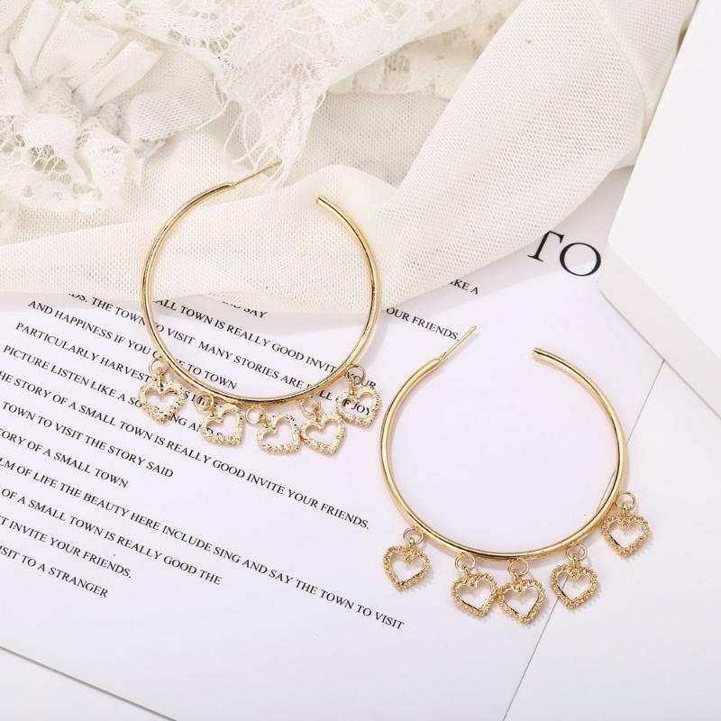 

2020 new gold alloy Heart Earrings retro simple five hollow Love Pendant Earrings