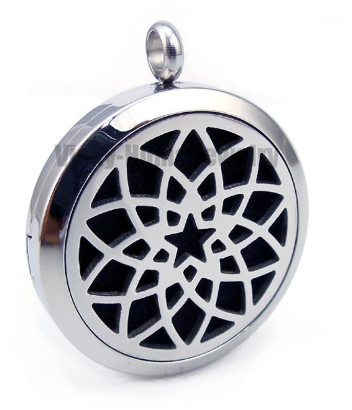 

With chain gift With chain gift Lotus and Star (30mm) Essential Oils Diffuser Locket Aroma Jewelry Pads drop shipping1