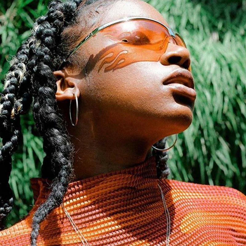 

Fashion Fire Flame Sunglasses Women Men Rimless Wave Sun Glasses UV 400 Eyewear Luxury Trending Narrow Sunglasses FML