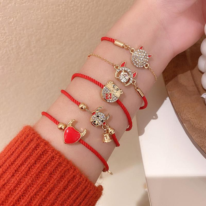 

Charm Bracelets Handmade Red Rope Bracelet Rhinestone Zodiac Ox Cow Adjustable Transfer Lucky For Women Girls Gifts 1Pcs