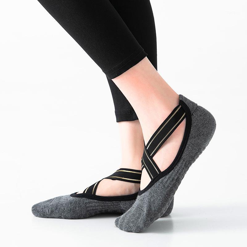 

USHINE quality bandage yoga socks non-slip towel bottom Pilates socks breathable quick-d quick-drying Backless Barre dance1, Black