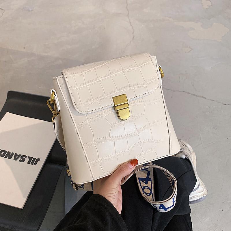 

Toposhine Modello di pietra Shoulder Bags Fashion Women Crossbody Bag Hebilla dorada Women's Bag Luxury Small Flap Crocodile, Black