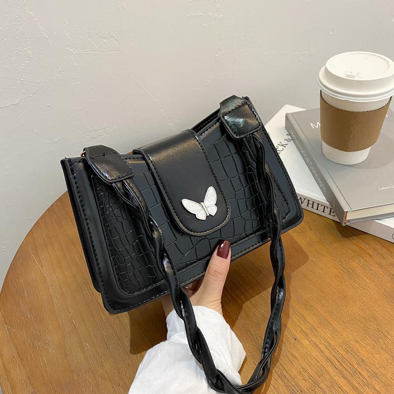

Winter 2021 New Butterfly Decoration Women Fashion Shoulder Messenger Bags High Quality Leather Bag Luxury Handbags And Purse, Black