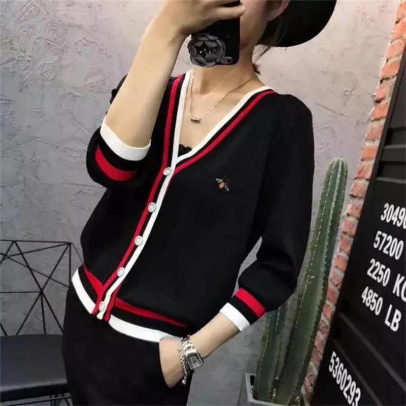 

Women's tops 2020 autumn and winter new embroidery little bee sweater open loose long-sleeved V-neck jacket, Black long sleeve