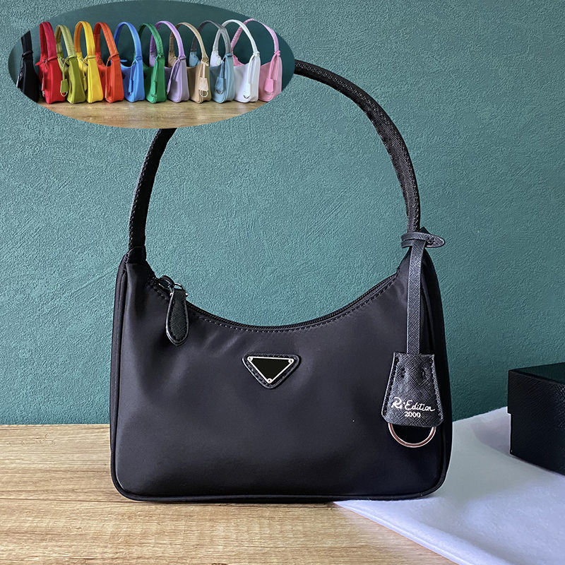 

High Quality Fashion Women Luxurys Designers Bags 2022 Oxidizing Nylon Handbags Crossbody Womens Multiple Colors Shoulder Bags Pruse Tassel Designer Handbag, Red