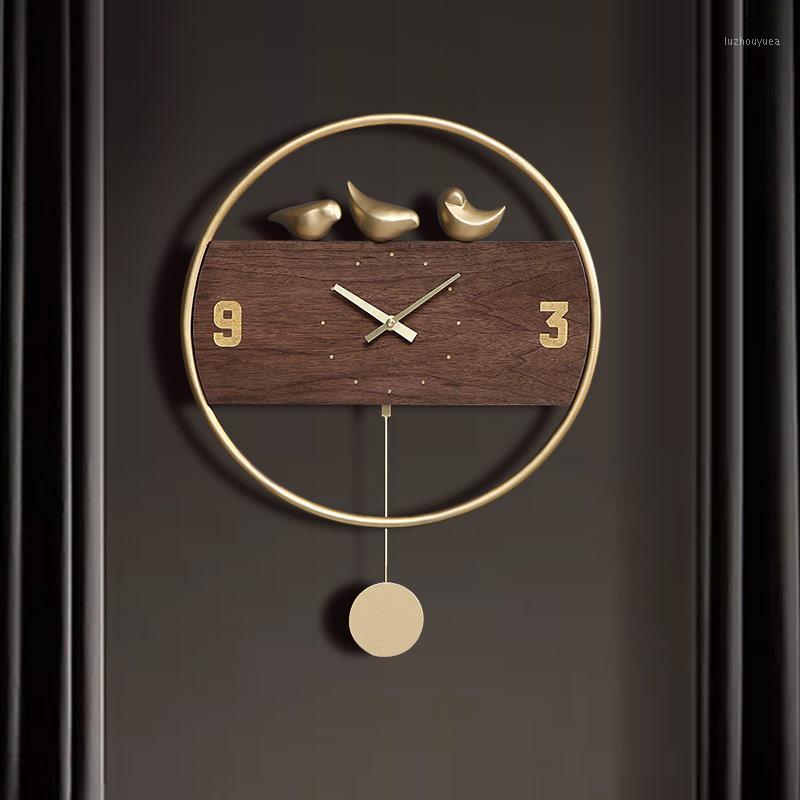 

Hoshine Home Decoration Vintage Wall Clock Brown Decor Solid Wood Reloj de Pared Bird Horloge Saat Swingable1