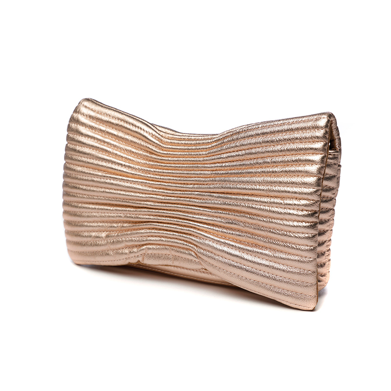 

Night Fashions Exquisite Cork Chain Gold Clutch Purse Beautiful Leather From Vintage Women's Purses Rd7g