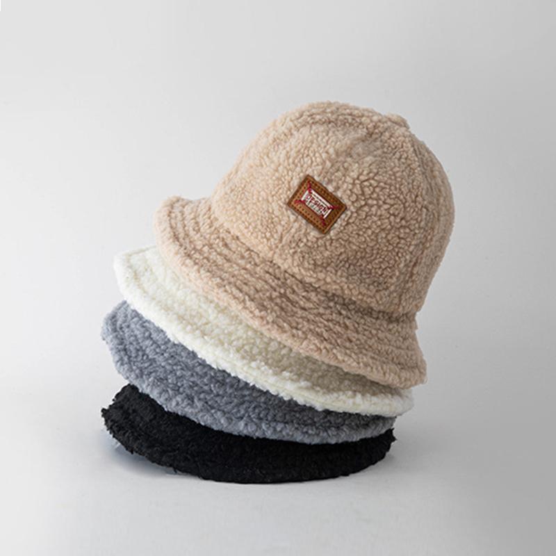 

2020 New Lamb Plush Cloche Bucket Hats for Women Autumn Winter Warm Fisherman Cap Panama Dome Campaniform Hat Lady Hat Basin Cap, White